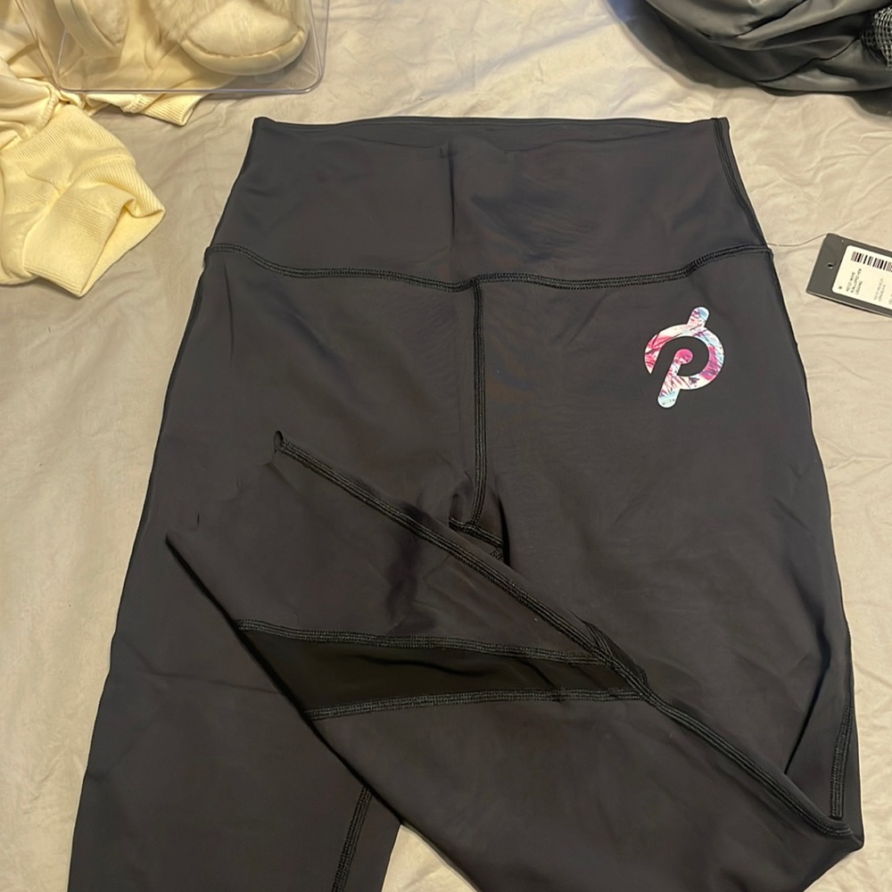 Peloton leggings NWT